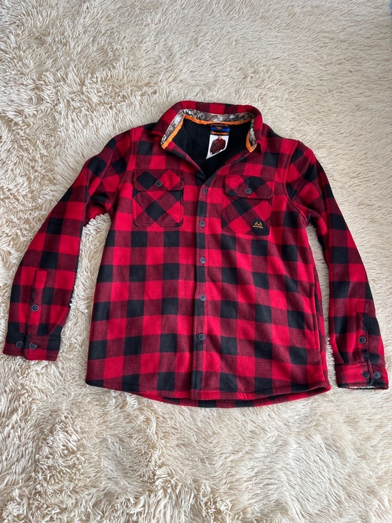 Realtree Button Up Plush Jacket - Picture 3 of 7